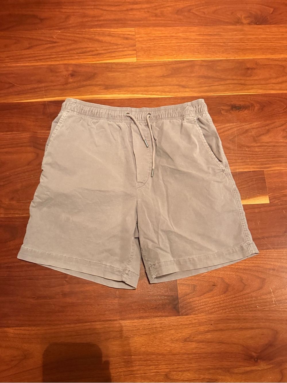 American Eagle Men’s Pull-On Casual Shorts – Light Grey – Size XS